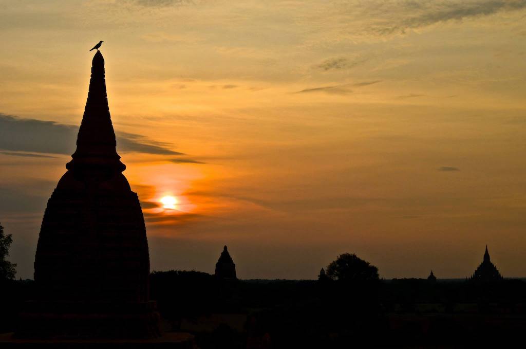 myanmar-bagan-sunset