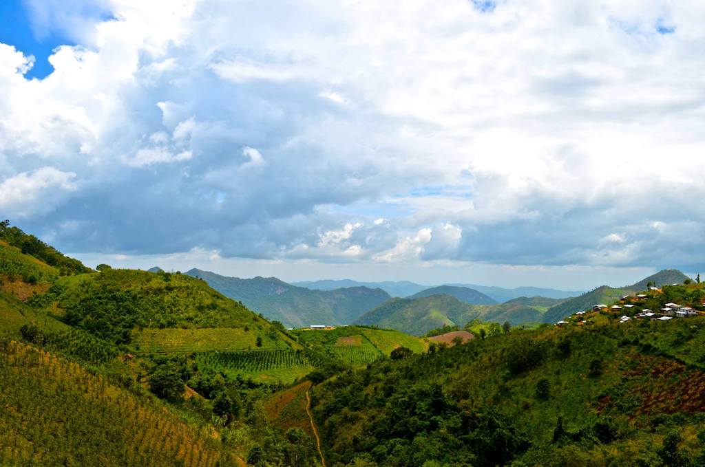 myanmar-hills